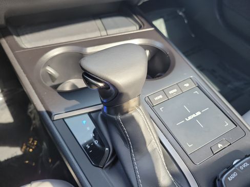 Used 2022 Lexus UX 250h w/ Accessory Package (Z2) AWD/4WD image 25