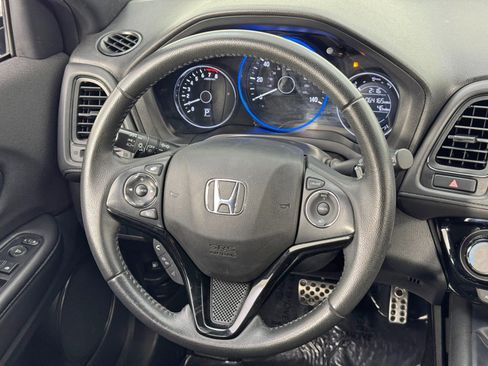 Used 2022 Honda HR-V Sport image 18