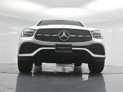 Used 2023 Mercedes-Benz GLC 300 4MATIC Coupe image 44