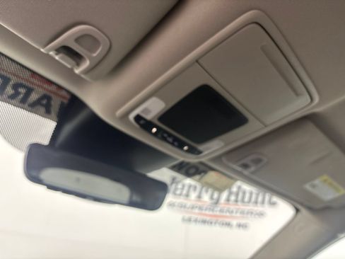Used 2023 Honda Pilot EX-L image 16