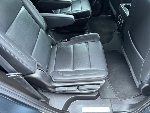 Used 2021 Chevrolet Tahoe Z71 w/ Z71 Off-Road Package image 15