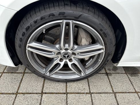 Certified 2020 Mercedes-Benz E 350 4MATIC Sedan image 9