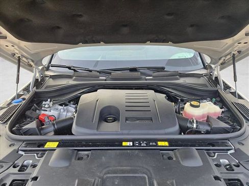 Certified 2025 Land Rover Range Rover Sport Dynamic SE image 23