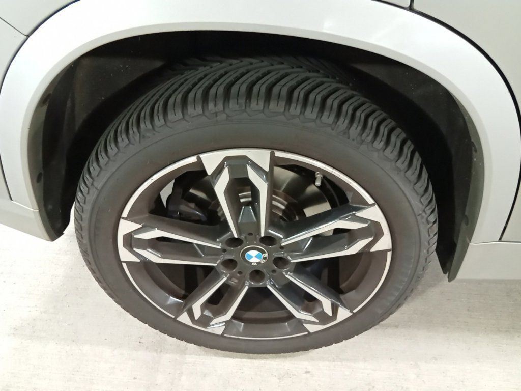 Used 2024 BMW X1 M35i w/ Shadowloine Package AWD/4WD image 15