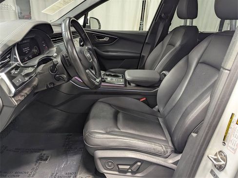 Used 2023 Audi Q7 2.0T Premium Plus w/ Premium Plus Package image 11