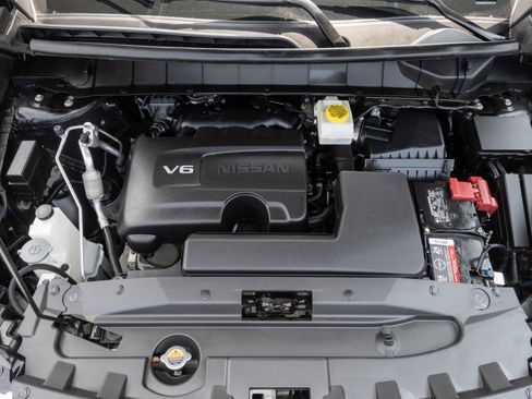 Used 2023 Nissan Pathfinder Platinum AWD/4WD image 40