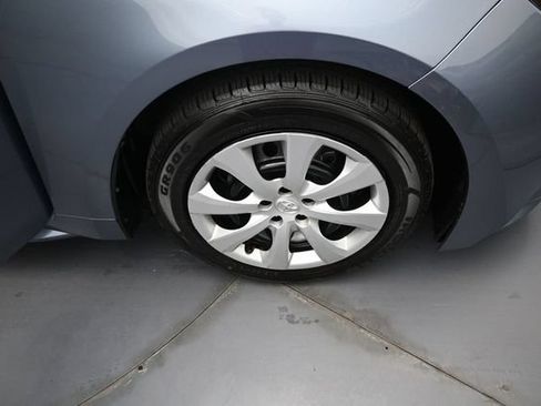 Used 2024 Toyota Corolla LE FWD image 31