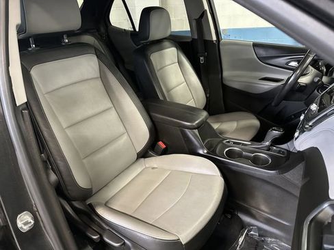 Used 2020 Chevrolet Equinox Premier image 28