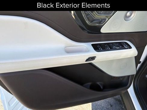 Certified 2023 Lincoln Aviator Black Label w/ Jet Package image 13