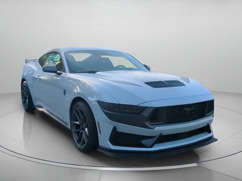 New 2026 Ford Mustang Dark Horse w/ Dark Horse Handlin Package RWD image 39
