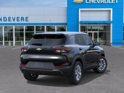 New 2026 Chevrolet TrailBlazer LS w/ LS Convenience Package AWD/4WD image 4