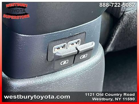 Used 2025 Nissan Kicks Play S FWD image 15