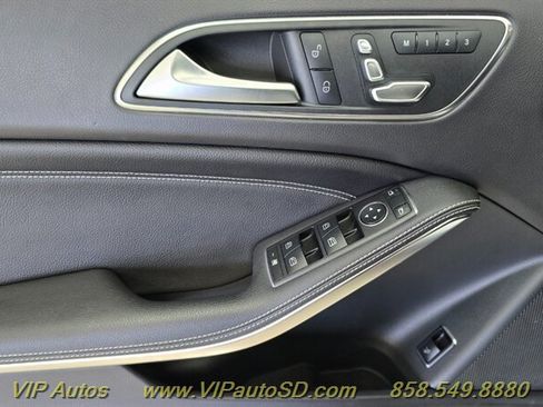 Used 2020 Mercedes-Benz GLA 250 4MATIC w/ Convenience Package image 12