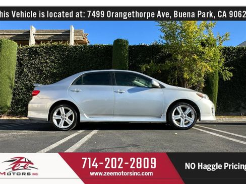 Used 2013 Toyota Corolla S w/ Premium Pkg FWD image 6