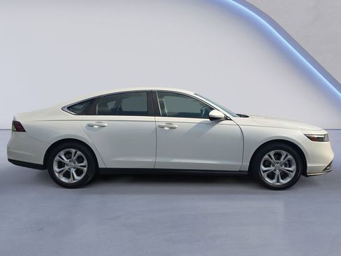 Used 2023 Honda Accord LX image 6