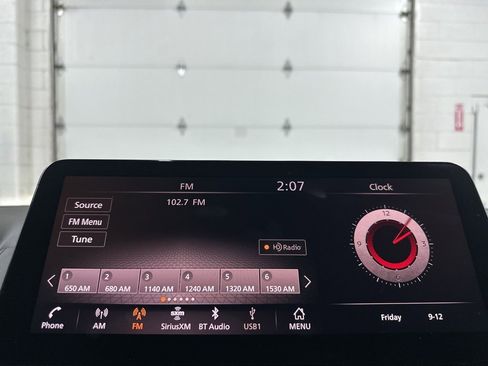 Used 2022 Nissan Armada SL w/ Captain's Chairs Package image 27