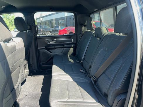 Used 2019 RAM 1500 Big Horn AWD/4WD image 9
