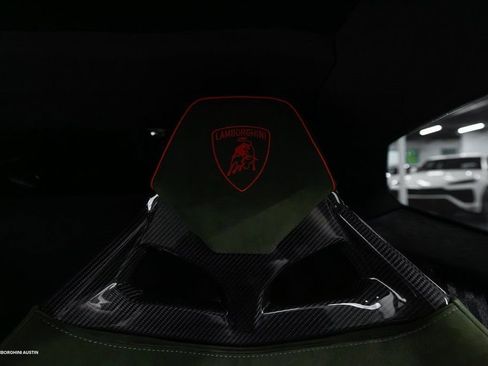 Used 2024 Lamborghini Huracan Sterrato image 37