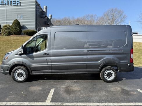 New 2026 Ford Transit 250 148 Medium Roof RWD image 5