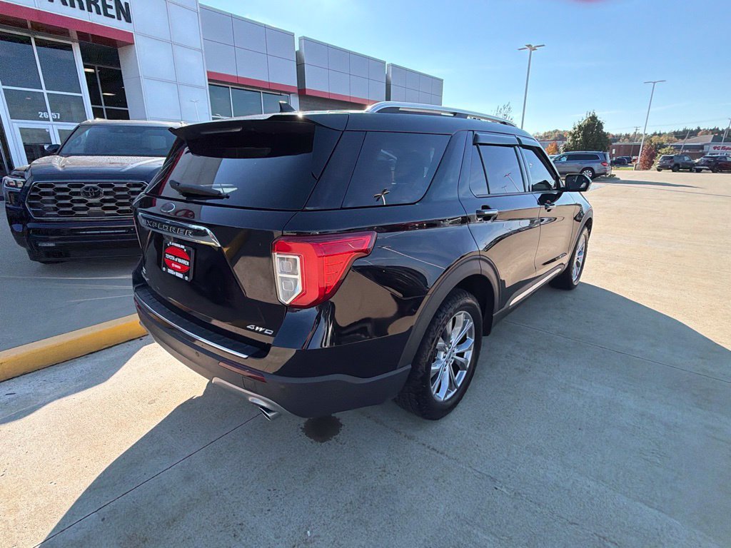 Used 2023 Ford Explorer Limited w/ Equipment Group 301A AWD/4WD image 4