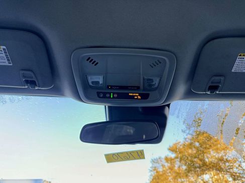 Used 2022 Chevrolet Malibu RS image 26