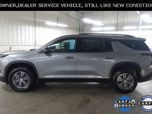 Used 2025 Chevrolet Traverse LT w/ Driver Confidence Package image 5