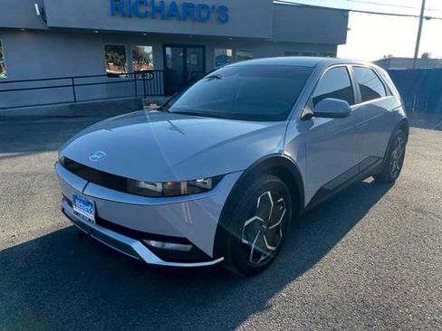 Used 2024 Hyundai Ioniq 5 SEL image 5