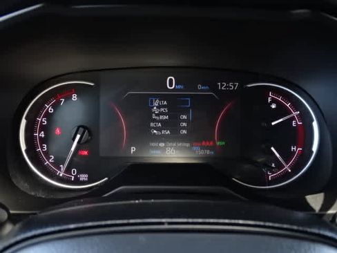Used 2025 Toyota RAV4 XLE w/ Convenience Package FWD image 25