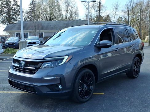 Used 2021 Honda Pilot Special Edition image 3