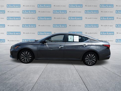 Used 2024 Nissan Altima 2.5 SV FWD image 10