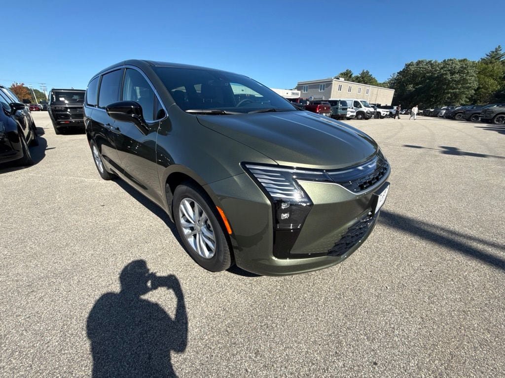 New 2027 Chrysler Pacifica Select FWD image 7