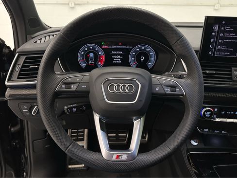 Used 2025 Audi SQ5 Premium Plus w/ Premium Plus Package image 24