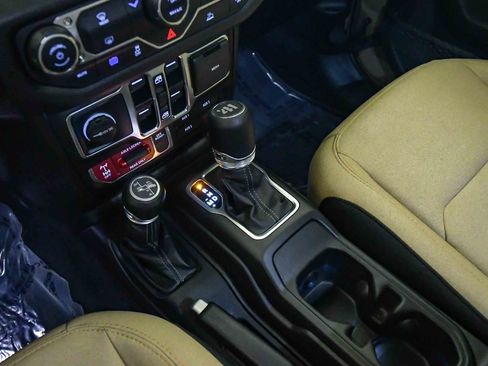 Used 2025 Jeep Wrangler Unlimited Sport S 4xe AWD/4WD image 20