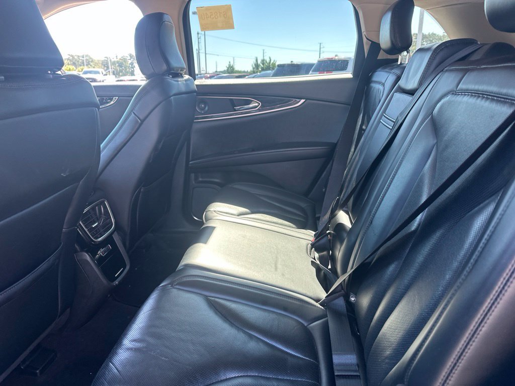 Used 2021 Lincoln Nautilus Reserve FWD image 11