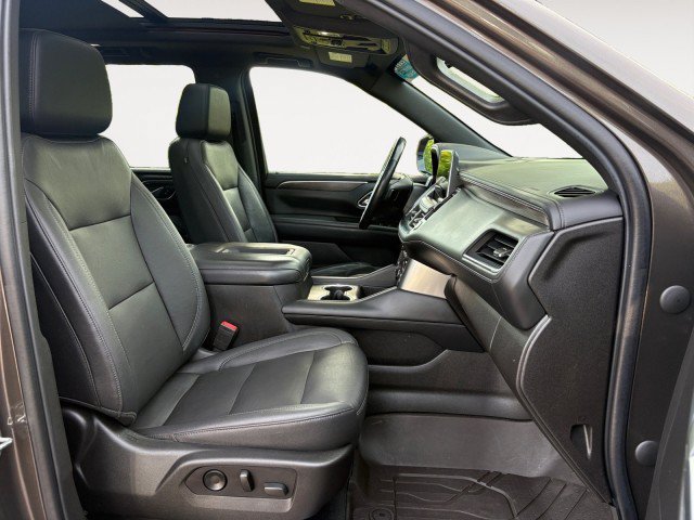 Used 2021 Chevrolet Tahoe Z71 w/ Z71 Off-Road Package AWD/4WD image 11