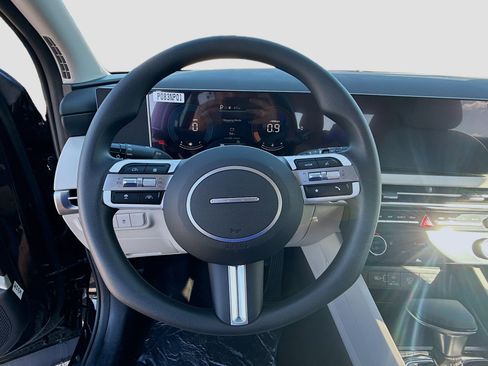 New 2026 Hyundai Tucson SEL image 8