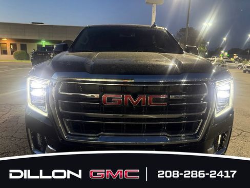 Used 2023 GMC Yukon XL SLT w/ SLT Luxury Package AWD/4WD image 8