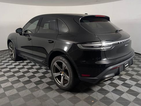 Certified 2023 Porsche Macan AWD/4WD image 3