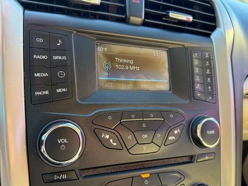 Used 2015 Ford Fusion SE w/ Equipment Group 202A image 21