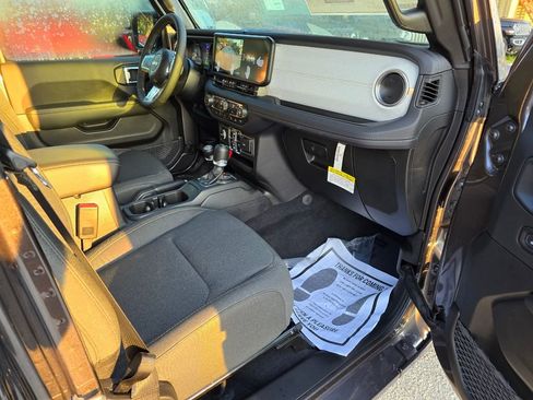 New 2025 Jeep Wrangler Sahara w/ Safety Group AWD/4WD image 28