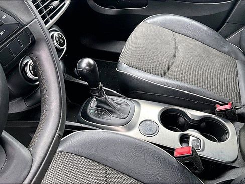 Used 2018 FIAT 500X Trekking image 12