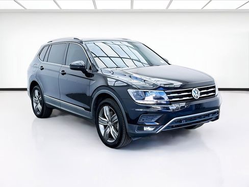 Used 2020 Volkswagen Tiguan SEL image 3