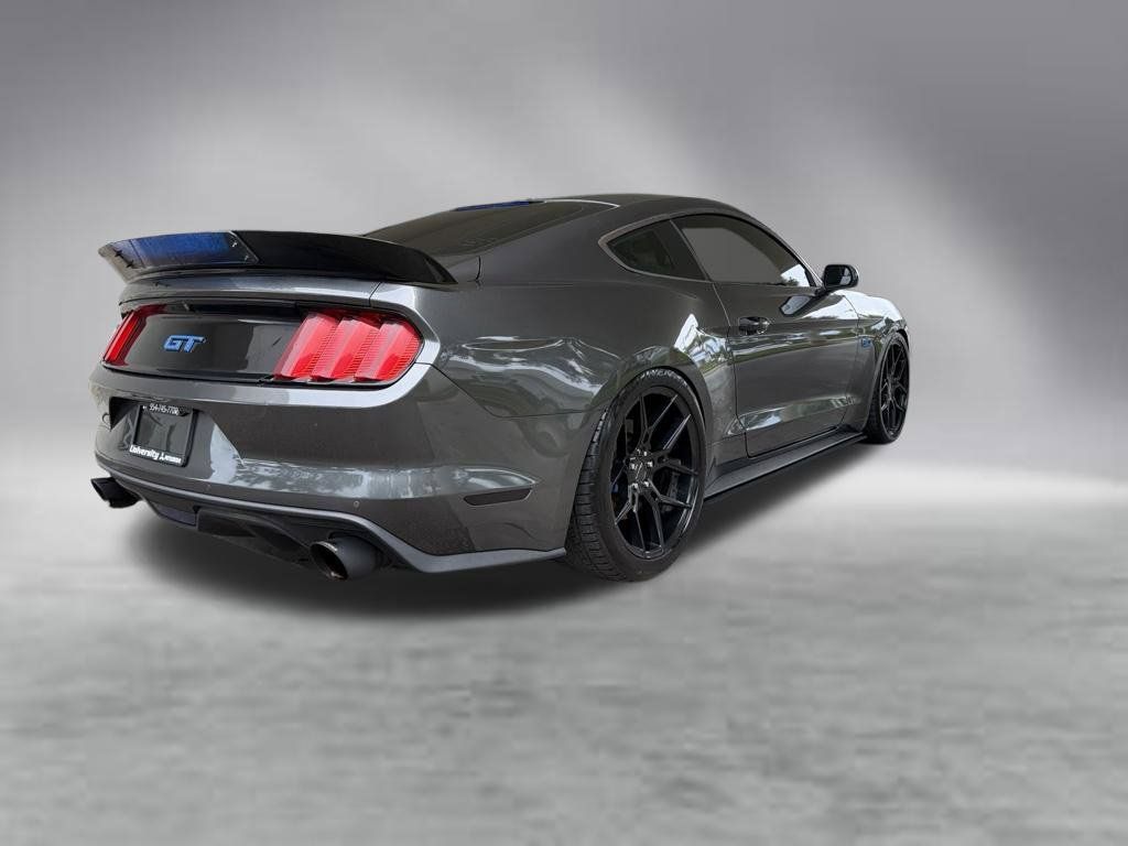 Used 2017 Ford Mustang GT Premium RWD image 3