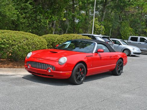 Used 2003 Ford Thunderbird RWD image 2