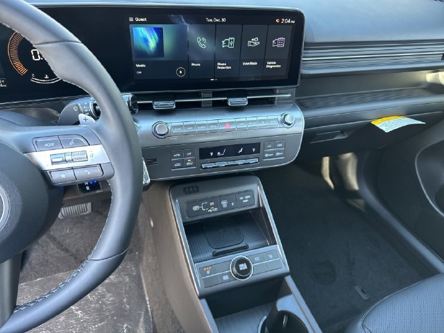 Used 2026 Hyundai Kona SEL Premium FWD image 29