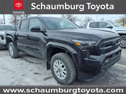 Used 2026 Toyota Tacoma SR5 image 1