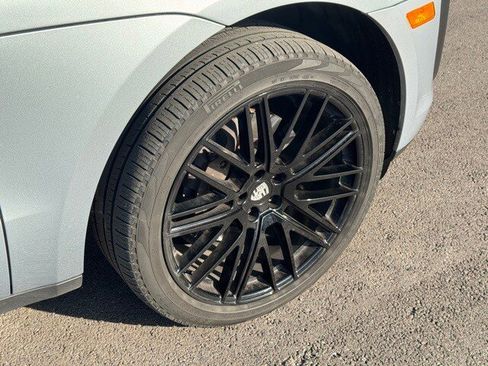 Used 2022 Porsche Macan image 12