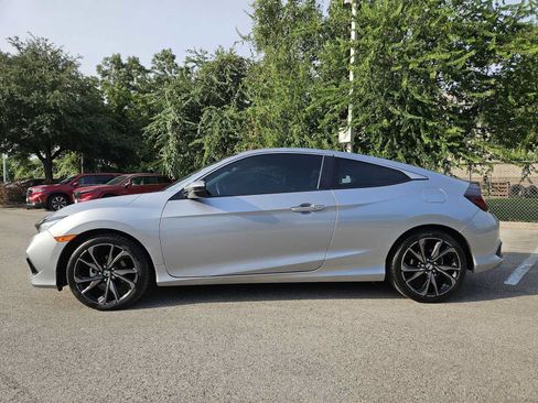 Used 2020 Honda Civic Sport image 4