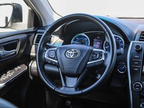 Used 2016 Toyota Camry XLE FWD image 15
