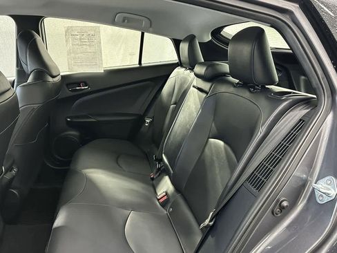 Used 2022 Toyota Prius Prime XLE image 11